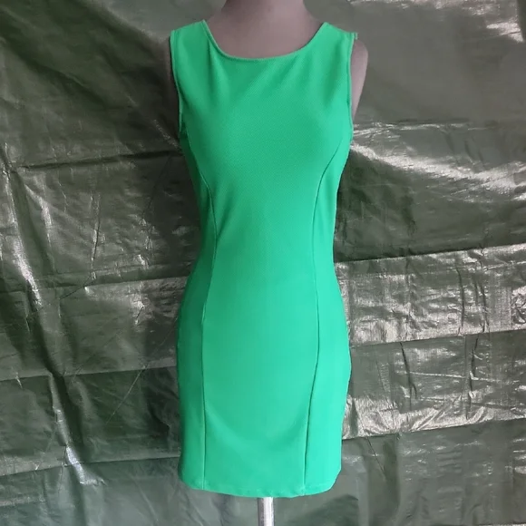 venus green dress ILA VENUS MAXI DRESS IN GREEN